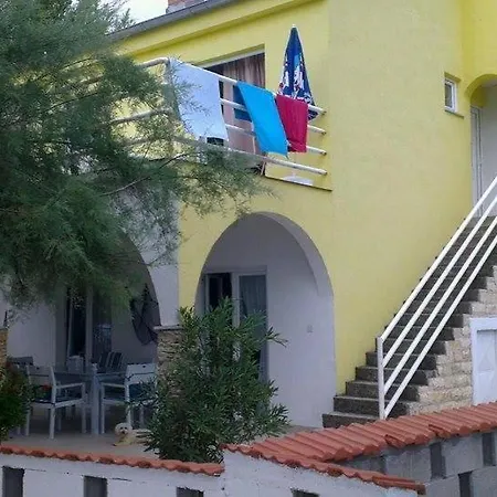 Nada *